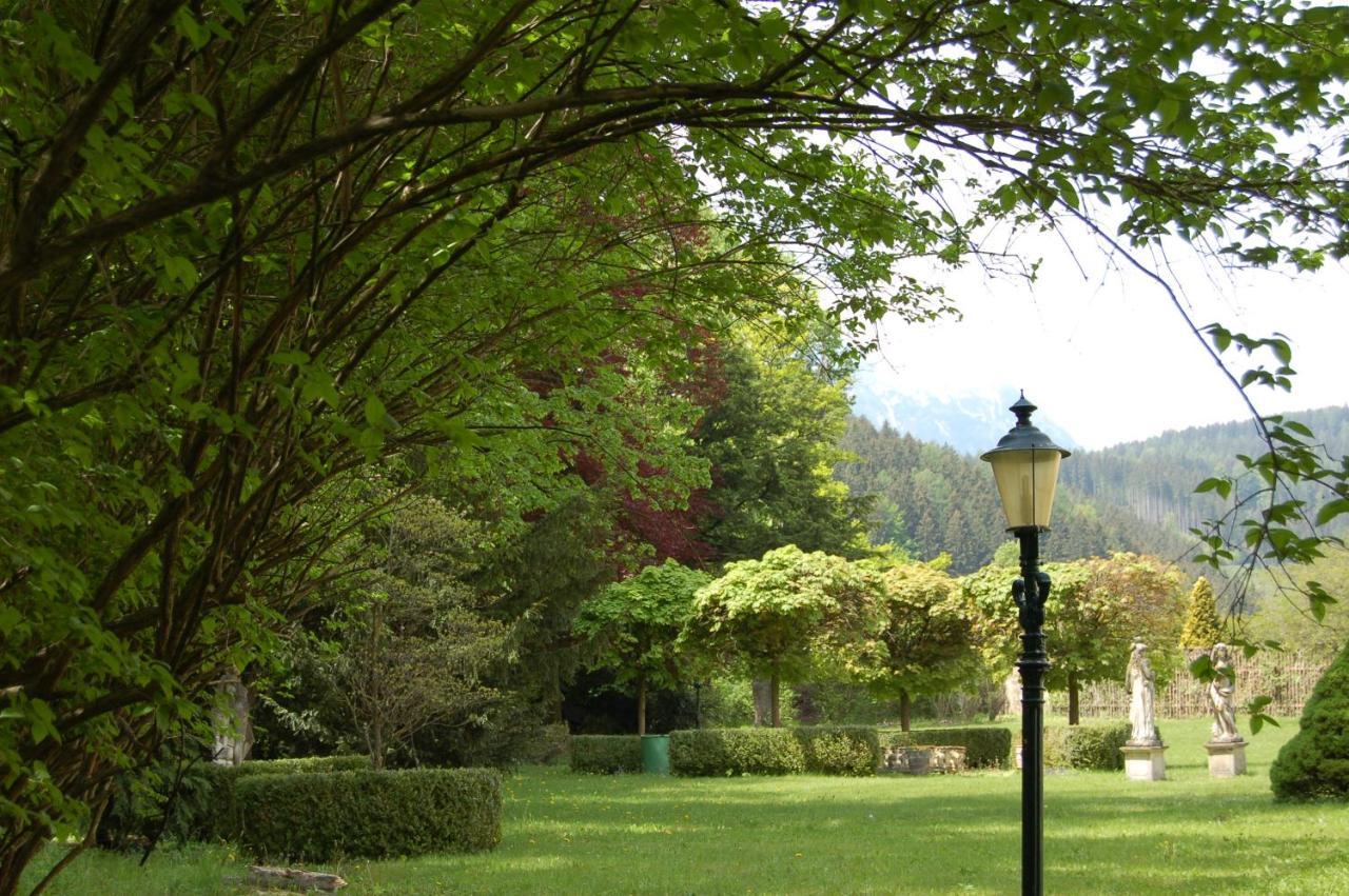 Bed and Breakfast Gloegglhof Trofaiach Exterior foto